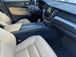 2018 XC60 Thumbnail 16