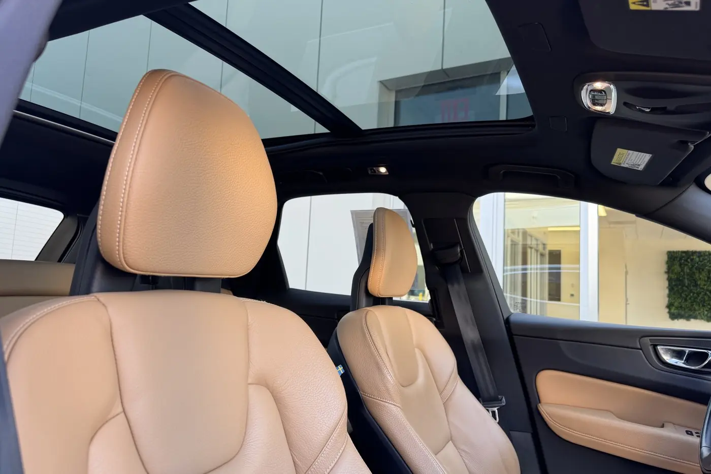 2018 Volvo XC60 - $19,717