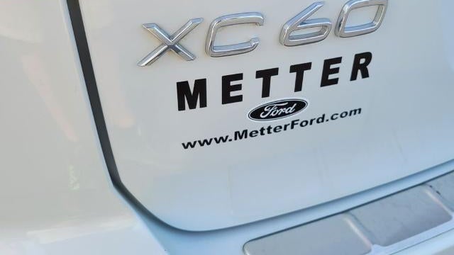 2020 Volvo XC60 T6 Momentum