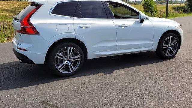 2020 Volvo XC60 T6 Momentum