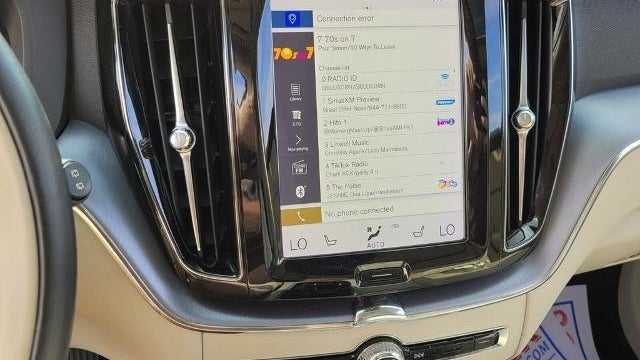 2020 Volvo XC60 T6 Momentum