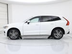 2021 XC60 Thumbnail 3