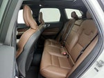 2021 XC60 Thumbnail 21