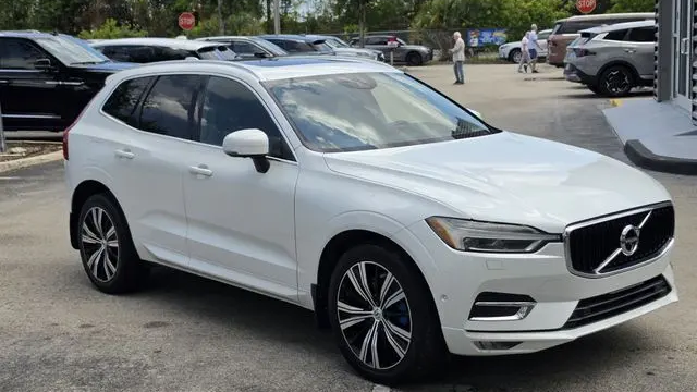 2018 Volvo XC60 T6 Momentum