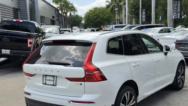 2018 Volvo XC60 T6 Momentum