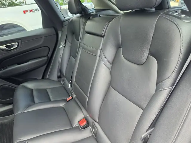 2018 Volvo XC60 - $14,590