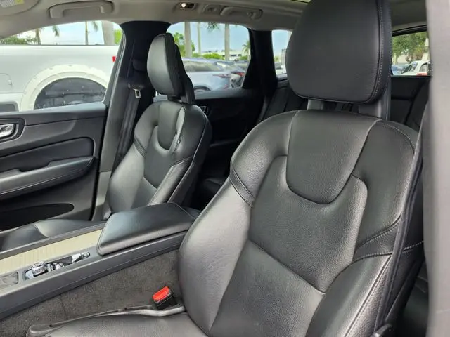 2018 Volvo XC60 - $14,590