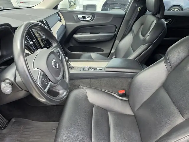 2018 Volvo XC60 - $14,590