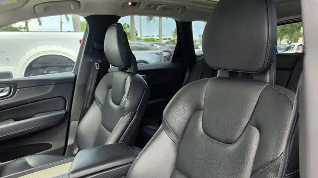 2018 Volvo XC60 T6 Momentum