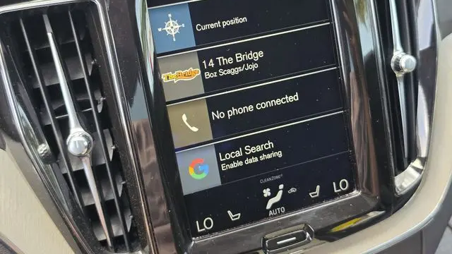 2018 Volvo XC60 T6 Momentum