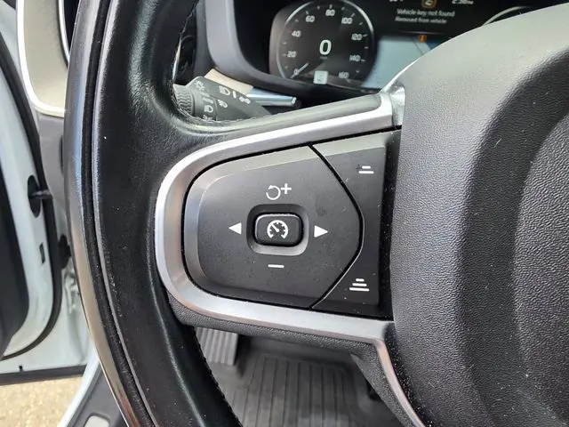 2018 Volvo XC60 - $14,590
