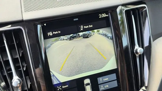 2018 Volvo XC60 T6 Momentum
