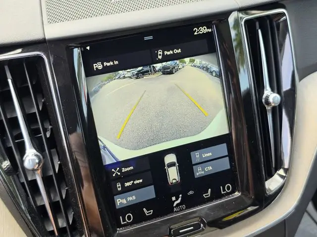 2018 Volvo XC60 - $14,590