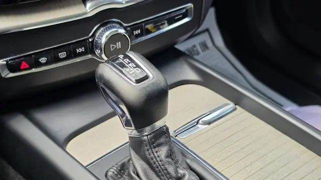 2018 Volvo XC60 T6 Momentum