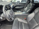 2018 XC60 Thumbnail 27