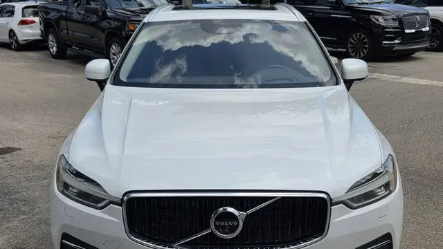 2018 Volvo XC60 T6 Momentum