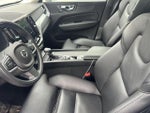2019 XC60 Thumbnail 21