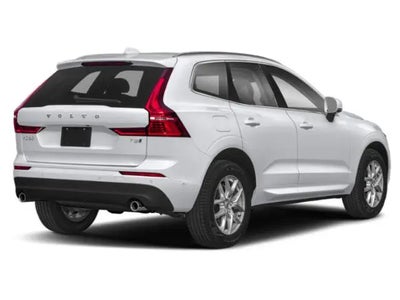Photo of a 2018 Volvo XC60 AWD T6 Momentum 4DR SUV for sale