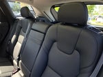 2019 XC60 Thumbnail 11