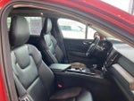 2021 XC60 Thumbnail 10