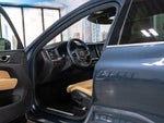 2019 XC60 Thumbnail 11