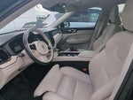 2019 XC60 Thumbnail 9