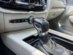 2019 XC60 Thumbnail 30