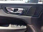2020 XC60 Thumbnail 20