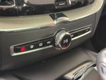 2020 XC60 Thumbnail 21