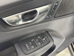 2020 XC60 Thumbnail 24