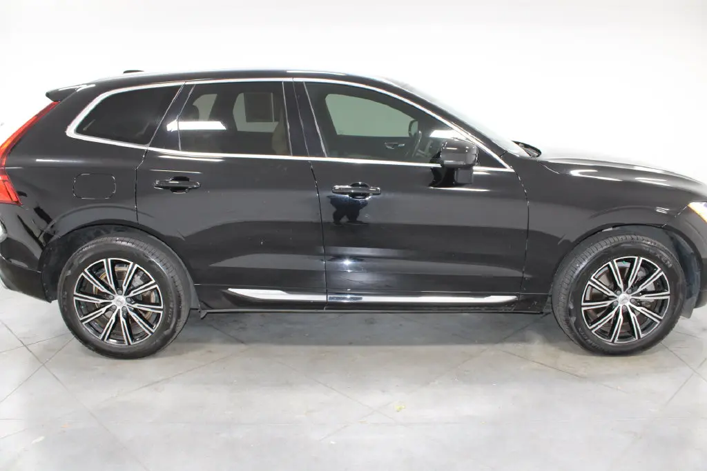 2020 Volvo XC60 - $20,558