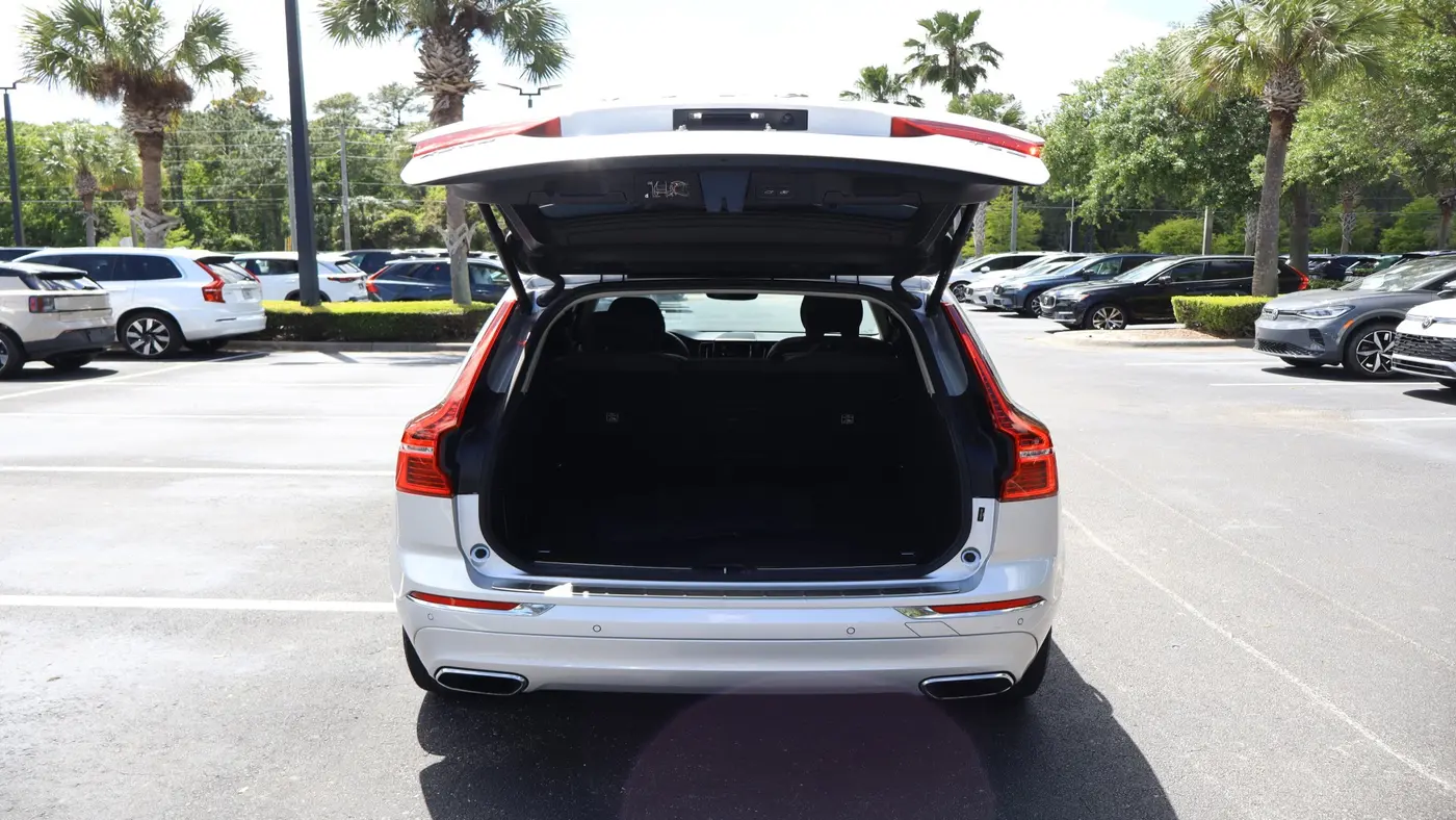 2020 Volvo XC60 T6 Inscription