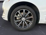 2020 XC60 Thumbnail 14