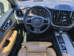 2020 XC60 Thumbnail 14