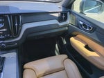 2020 XC60 Thumbnail 15