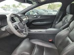 2020 XC60 Thumbnail 10