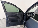 2020 XC60 Thumbnail 10
