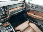 2020 XC60 Thumbnail 30