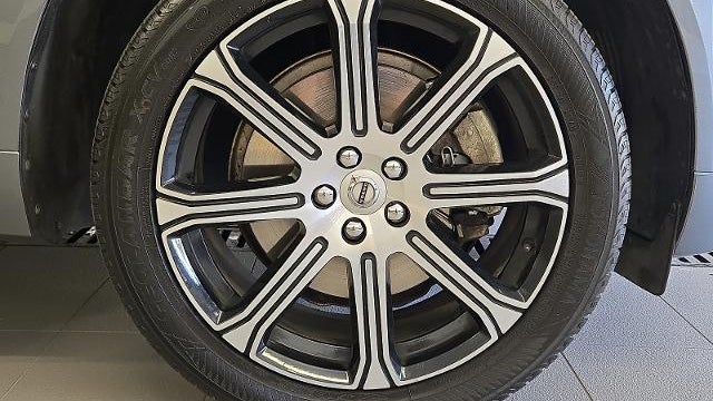 2021 Volvo XC60 T6 Inscription
