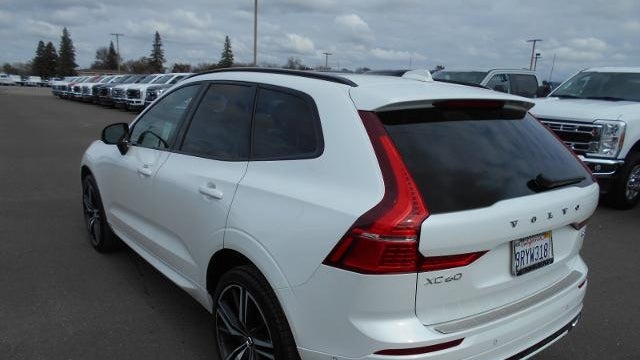 2020 Volvo XC60 T6 R-Design