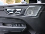 2021 XC60 Thumbnail 33