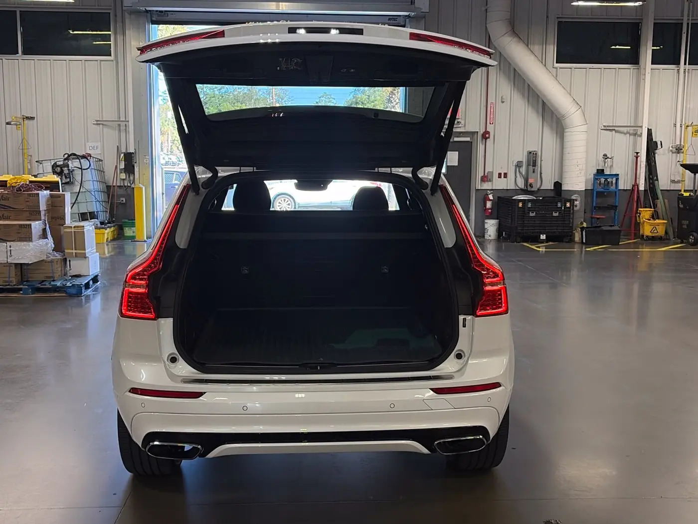 2019 Volvo XC60 - $24,500