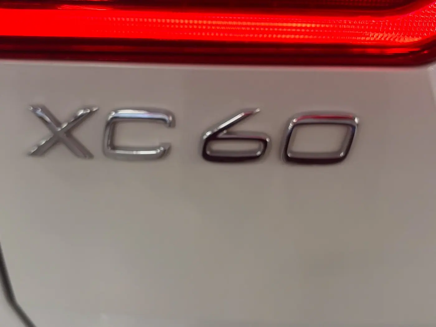 2019 Volvo XC60 - $24,500