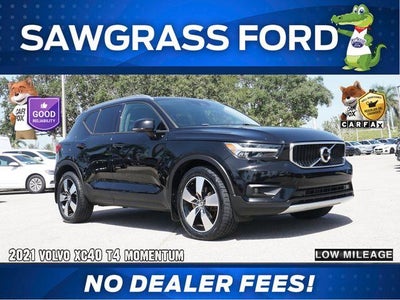 Photo of a 2021 Volvo XC40 T4 Momentum 4DR SUV for sale