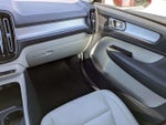 2021 XC40 Thumbnail 18