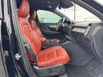 2021 XC40 Thumbnail 29