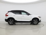 2020 XC40 Thumbnail 7