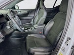 2020 XC40 Thumbnail 8