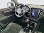 2020 XC40 Thumbnail 19