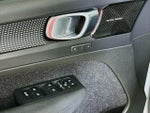2020 XC40 Thumbnail 21